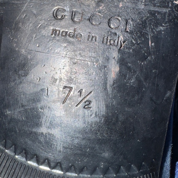 Gucci loafers/ slip ons - Picture 3 of 3